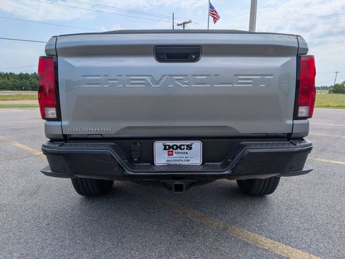 Used 2025 Chevrolet Colorado Trail Boss AWD/4WD image 4
