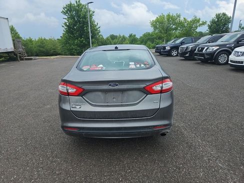 Used 2013 Ford Fusion SE FWD image 6