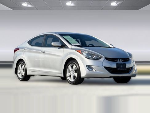 Used 2012 Hyundai Elantra GLS w/ Preferred Pkg 3 image 7
