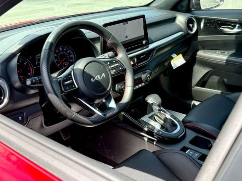 Used 2023 Kia Forte GT w/ GT2 Package image 15