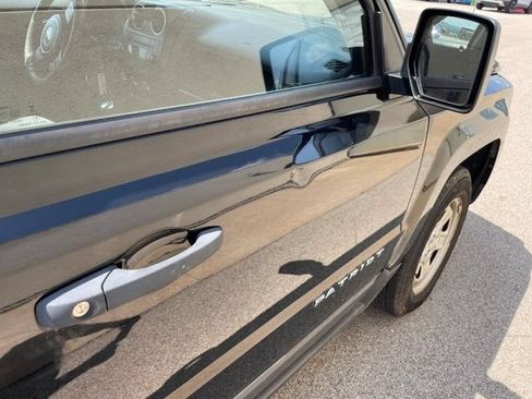 Used 2015 Jeep Patriot Sport AWD/4WD image 28