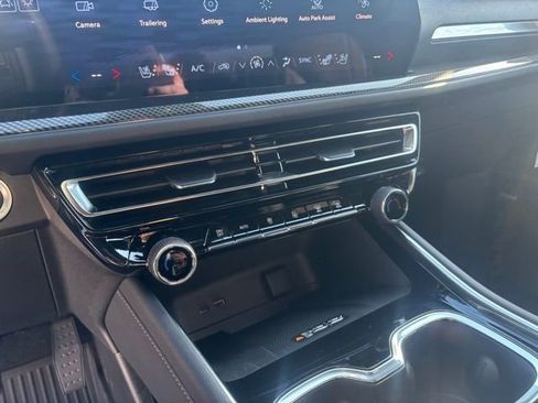 New 2026 Chevrolet Traverse High Country w/ LPO, Floor Liner Package image 26