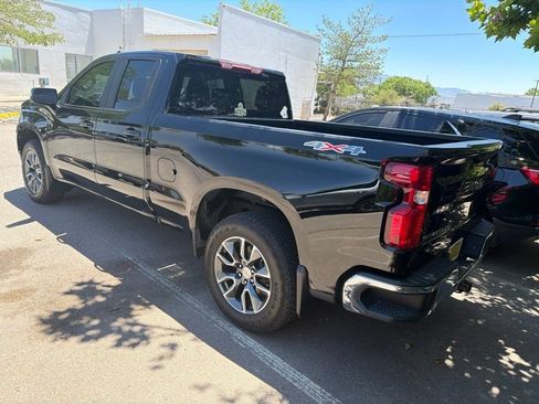 Used 2023 Chevrolet Silverado 1500 LT AWD/4WD image 9