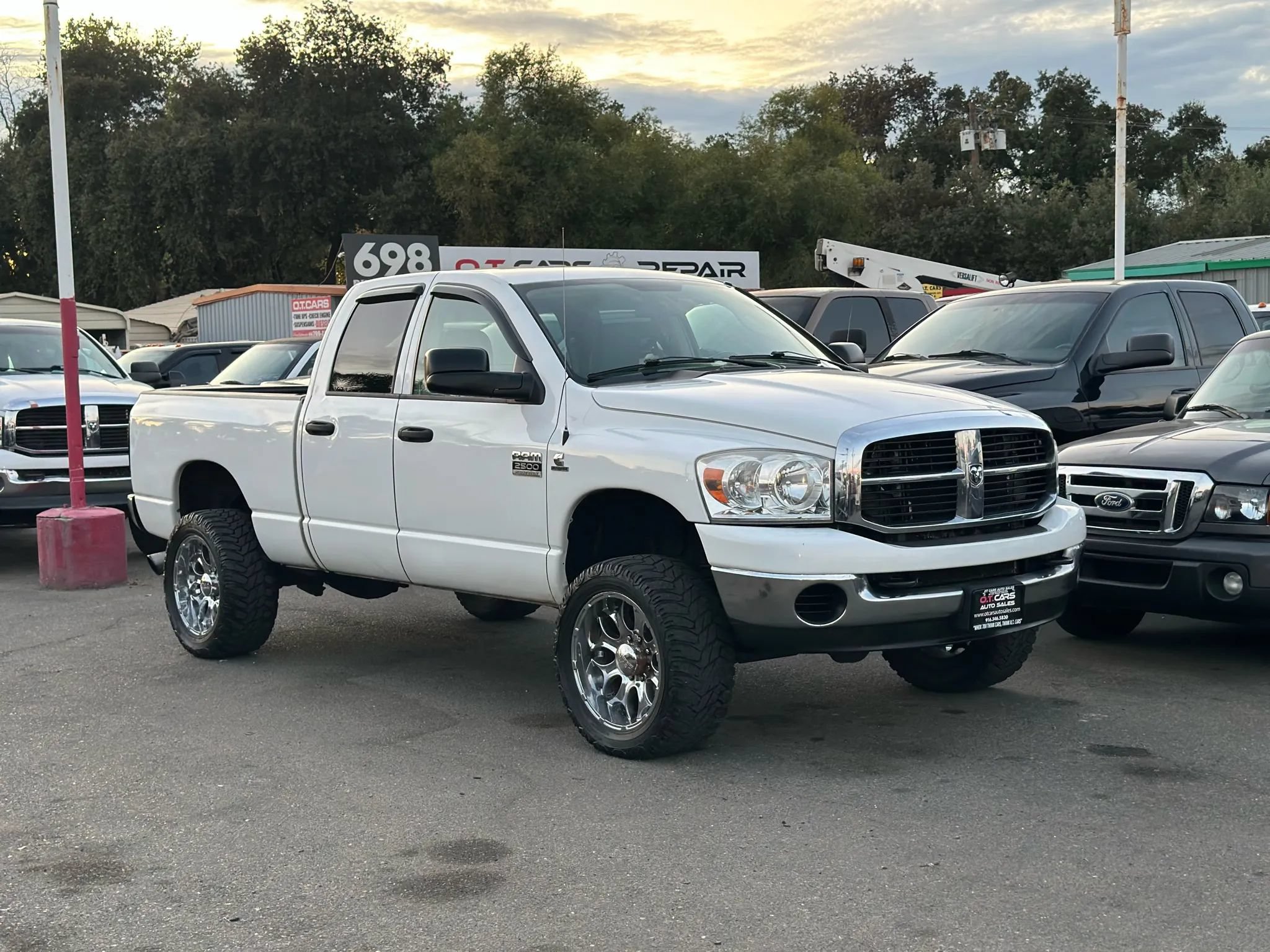 Used 2007 Dodge Ram 2500 Truck SLT w/ Trailer Tow Group AWD/4WD image 2