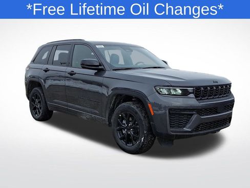 New 2026 Jeep Grand Cherokee Altitude AWD/4WD image 1