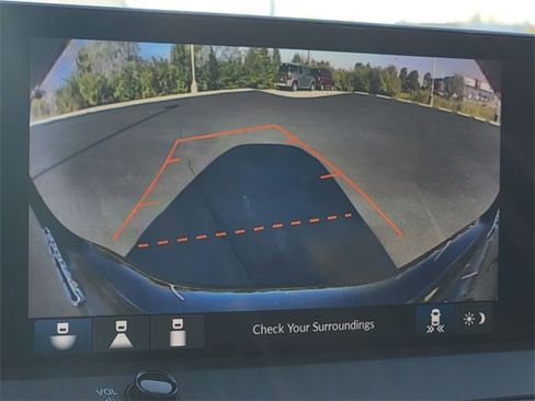 Used 2024 Honda Accord Sport image 10