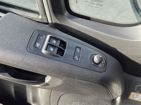 New 2026 RAM ProMaster 1500 w/ Quick Order Package 22G SLT image 21