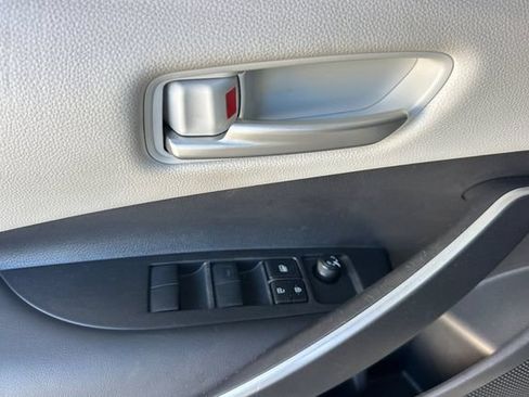 Used 2024 Toyota Corolla SE FWD image 11