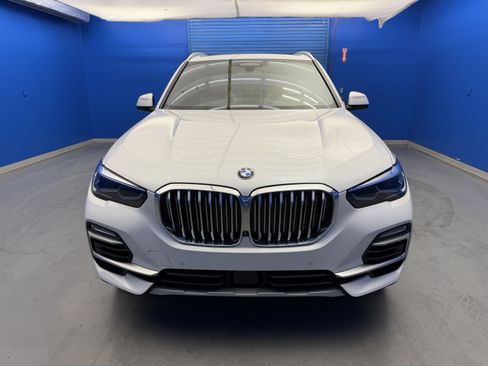 Used 2021 BMW X5 xDrive40i AWD/4WD image 3
