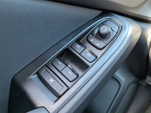 New 2026 Subaru Crosstrek 2.0i Premium image 19