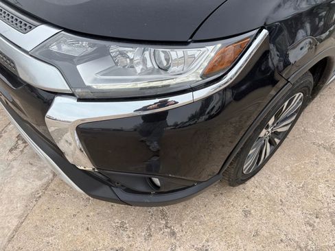 Used 2020 Mitsubishi Outlander ES image 28