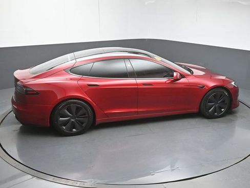 Used 2024 Tesla Model S AWD/4WD image 42