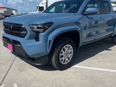 New 2026 Toyota Tacoma SR5 RWD image 2
