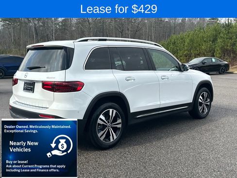 Used 2025 Mercedes-Benz GLB 250 4MATIC image 12