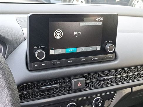 Certified 2023 Honda HR-V LX image 26