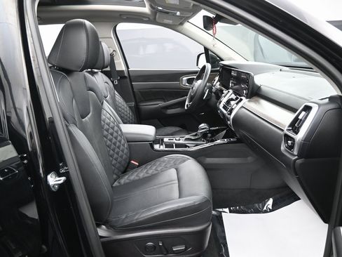 Used 2022 Kia Sorento SX Prestige image 35