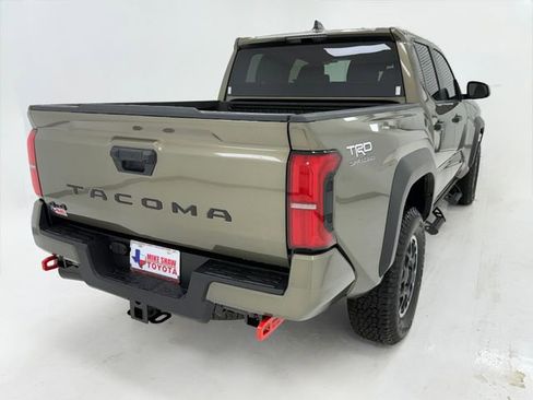 New 2026 Toyota Tacoma TRD Off-Road AWD/4WD image 40
