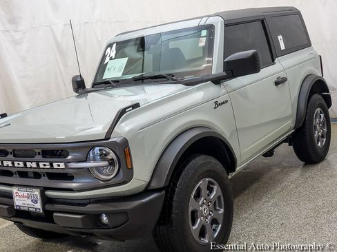 Used 2024 Ford Bronco Big Bend AWD/4WD image 4