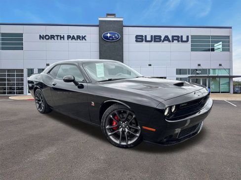 Used 2020 Dodge Challenger R/T Scat Pack image 1