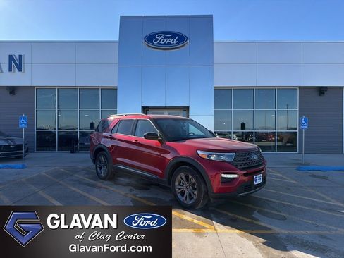 Used 2024 Ford Explorer XLT w/ Equipment Group 202A image 1