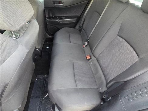 Used 2018 Toyota C-HR XLE image 17