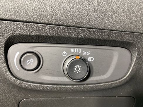 Used 2024 Buick Encore GX Preferred w/ Comfort Package image 13