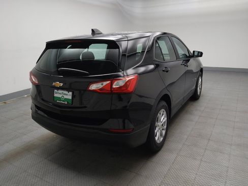 Used 2021 Chevrolet Equinox LS w/ LPO, Cargo Package image 9