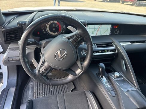 Used 2018 Lexus LC 500 Coupe w/ Sport Package image 11