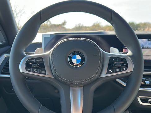 New 2026 BMW X5 xDrive40i w/ M Sport Package image 17