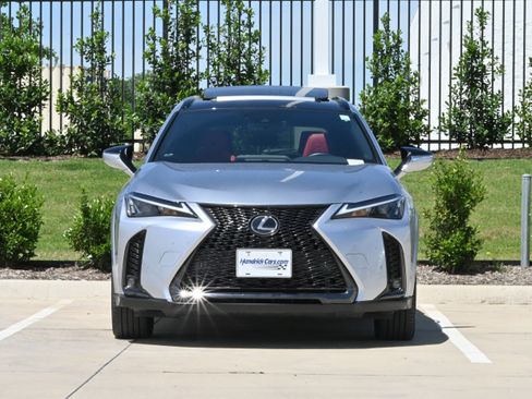 Used 2023 Lexus UX 250h F Sport FWD image 3