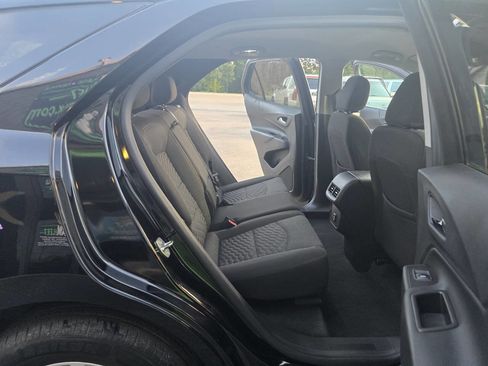 Used 2021 Chevrolet Equinox LT image 18