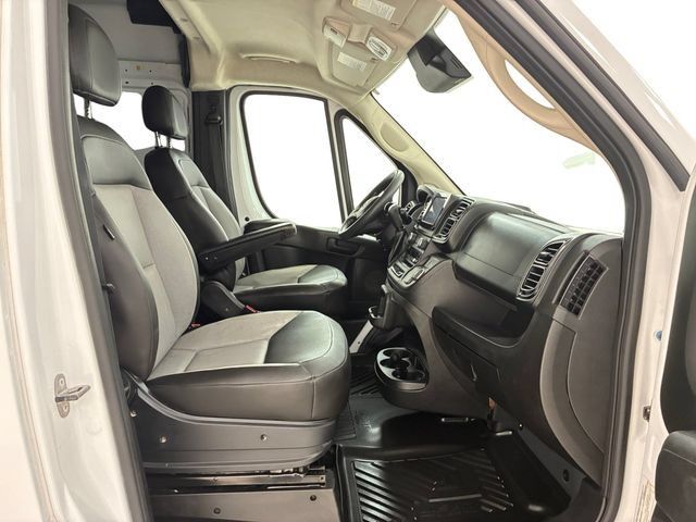 Used 2024 RAM ProMaster 2500 w/ Convenience Group FWD image 14