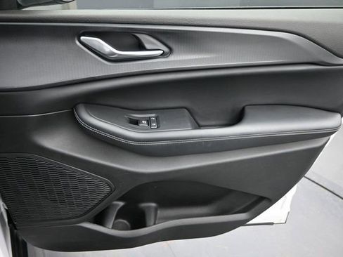 Used 2023 Jeep Grand Cherokee Altitude image 25