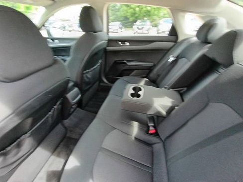 Used 2022 Kia K5 LXS FWD image 24