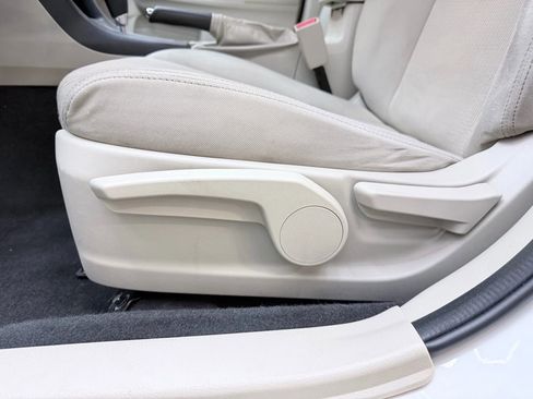 Used 2012 Subaru Impreza 2.0i Sport Premium image 12