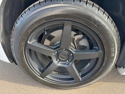 Used 2016 Dodge Charger SXT image 26