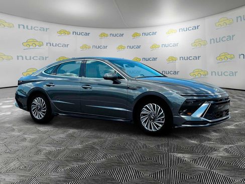 Used 2024 Hyundai Sonata Limited image 11