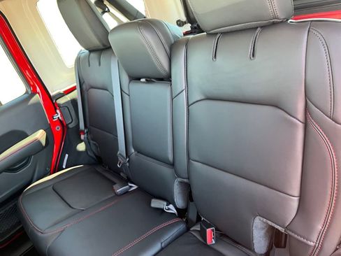 New 2026 Jeep Wrangler Unlimited Rubicon image 22