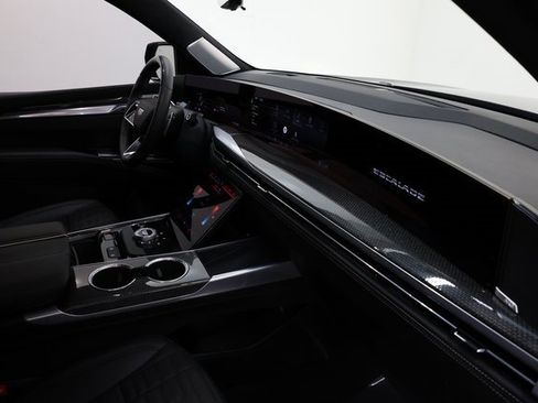 Used 2025 Cadillac Escalade V image 94