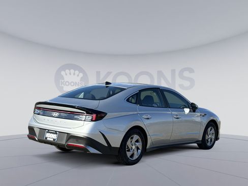 New 2026 Hyundai Sonata SE FWD image 13