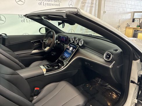 New 2026 Mercedes-Benz CLE 300 4MATIC Cabriolet image 18
