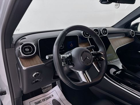 Certified 2025 Mercedes-Benz GLC 300 4MATIC image 10