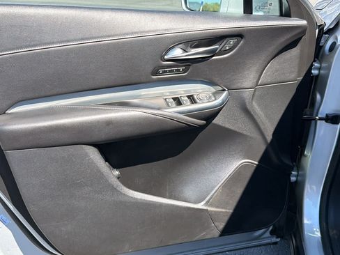 Used 2020 Cadillac XT4 Premium Luxury FWD image 23