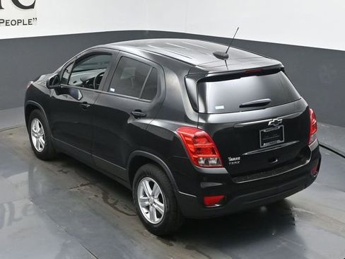 Used 2021 Chevrolet Trax LS w/ Tint and Cruise Package image 40