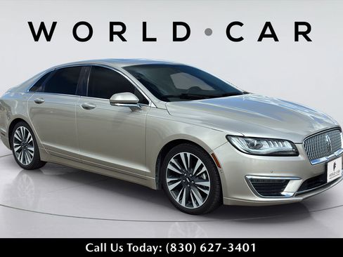 Used 2017 Lincoln MKZ Reserve w/ Technology Package FWD image 2