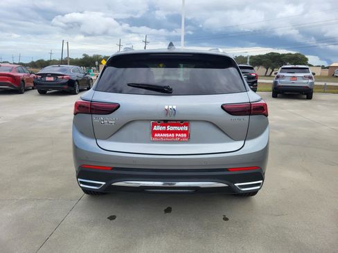 Used 2024 Buick Envision Preferred image 4