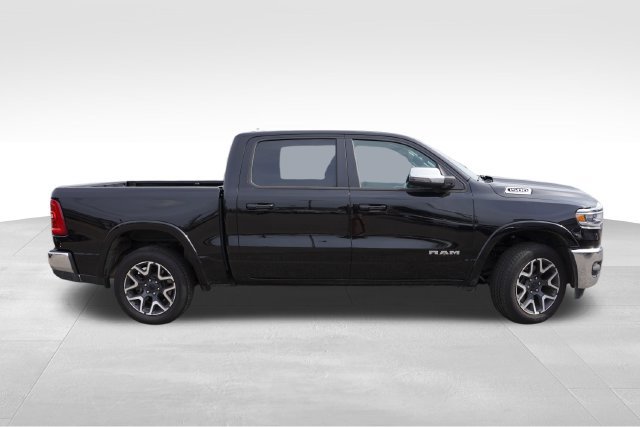 Used 2026 RAM 1500 Laramie AWD/4WD image 2