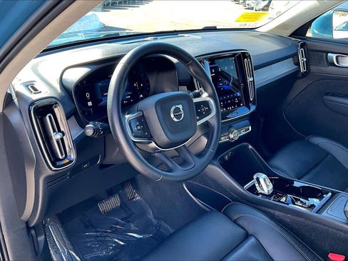 Certified 2023 Volvo XC40 B5 Plus w/ Driver Assist Package image 17