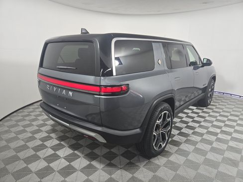 Used 2025 Rivian R1S Adventure AWD/4WD image 5