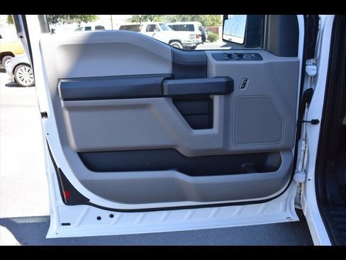 Used 2018 Ford F150 XL w/ Equipment Group 101A Mid image 17